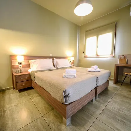 Aparthotel Lenikos 3*