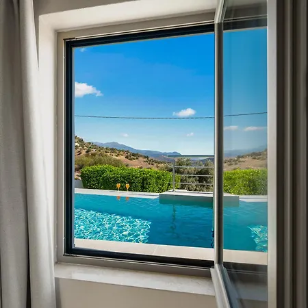 Lenikos Aparthotel Agia Galini (Crete)